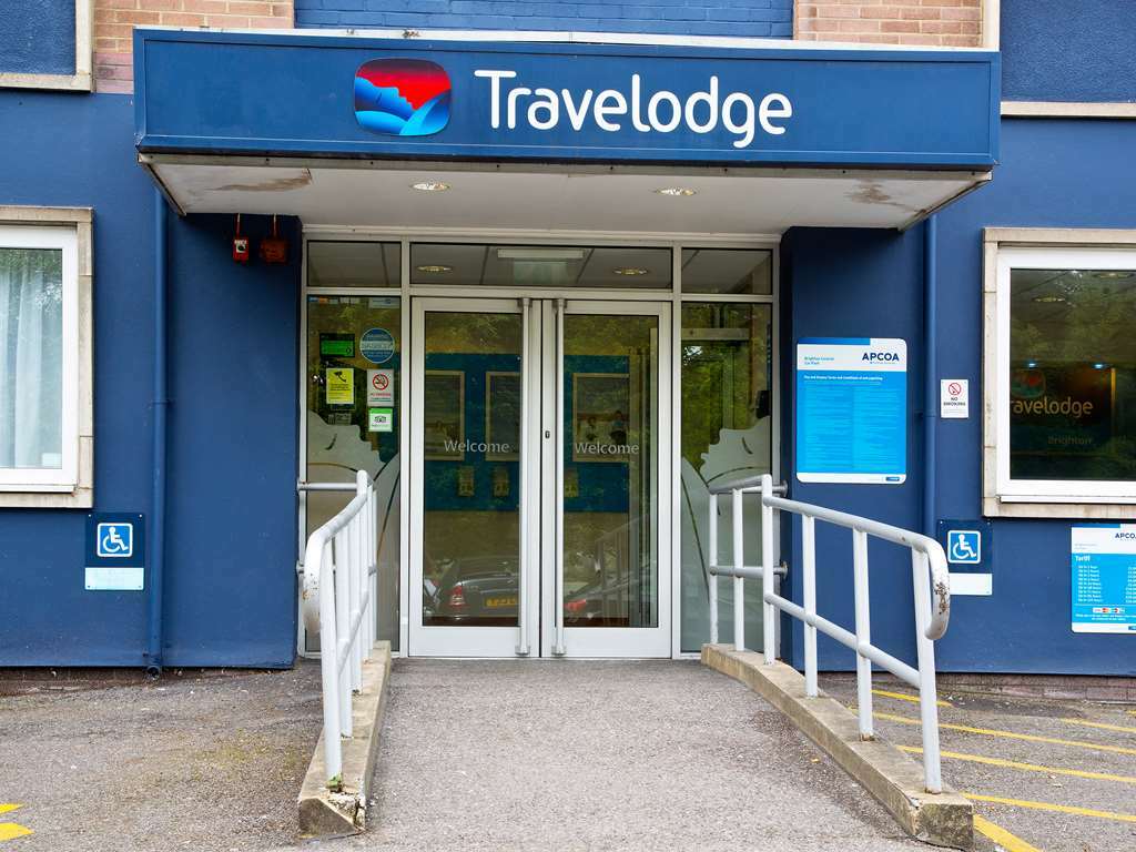 Travelodge Hotel 3*